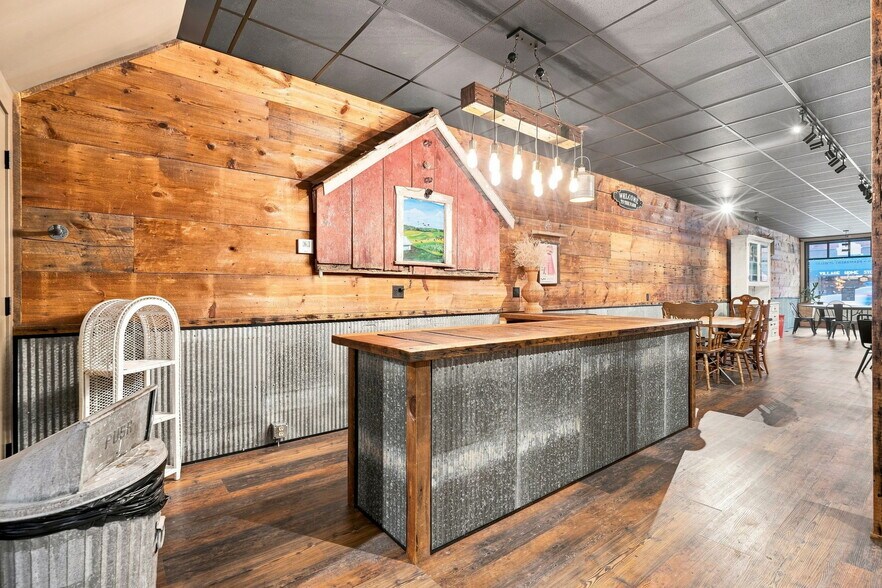 More Photos Of 106 S State St, Geneseo Storefront Retail Office For Sale