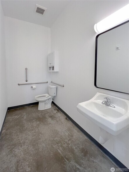 More Photos Of 2005 Masonry Way, Bellingham Industrial For Sale