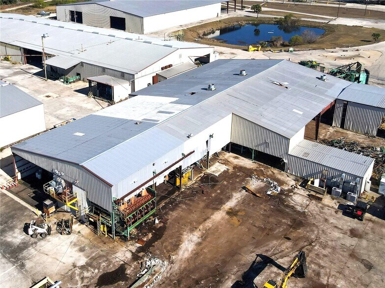 More Photos Of 1509 S Byron Butler Pky, Perry Manufacturing For Lease