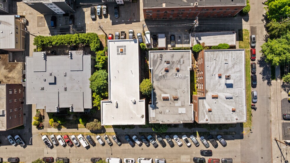 More Photos Of , Seattle Multifamily For Sale
