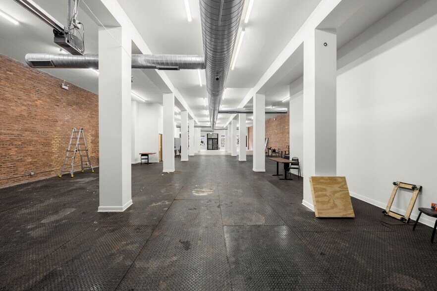 More Photos Of 2327 N Milwaukee Ave, Chicago General Retail For Lease