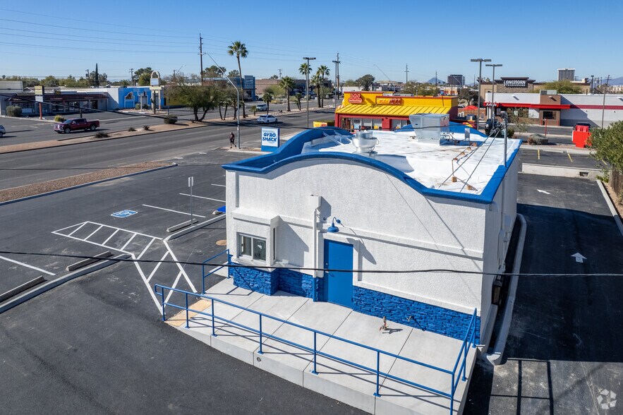 More Photos Of 5775 E Broadway Blvd, Tucson Fast Food For Lease