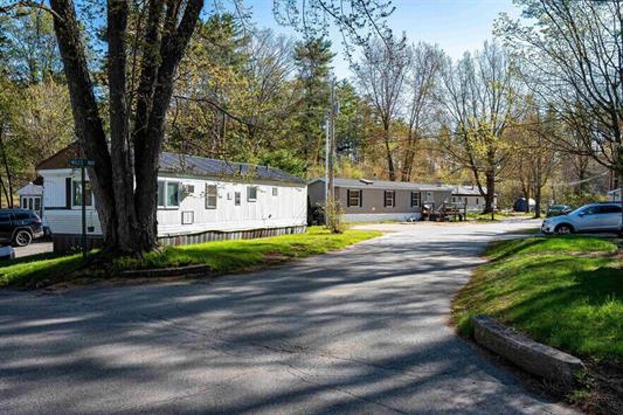 More Photos Of 419 White Mountain Hwy, North Conway Manufactured Housing Mobile Home Park For Sale