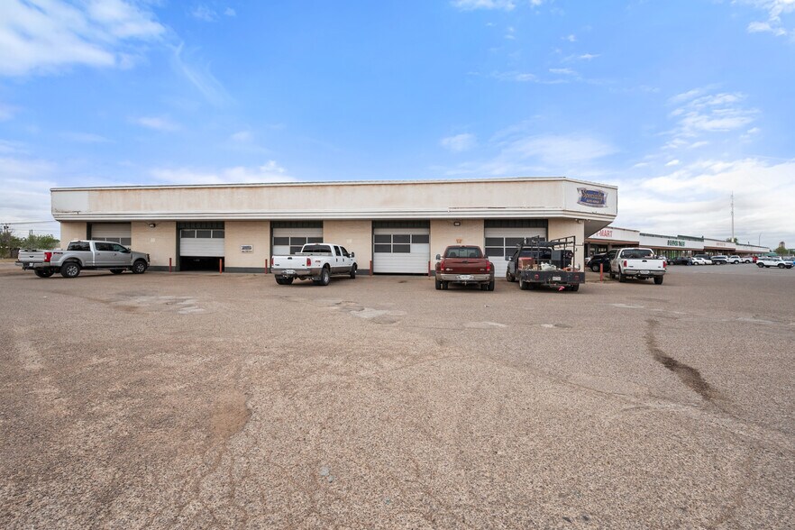 More Photos Of 3400 Blk Of Ave H, Lubbock Unknown For Lease