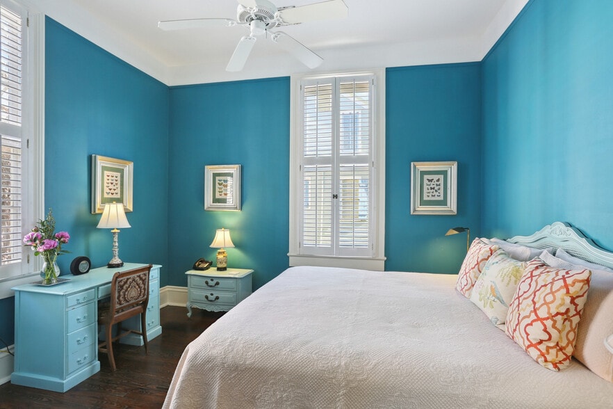 More Photos Of 4117 Perrier St, New Orleans Hotel For Sale