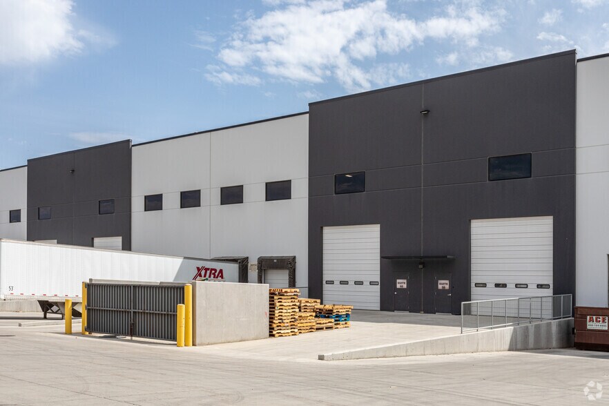 More Photos Of 5025 W Hudson Way, Lehi Industrial For Lease