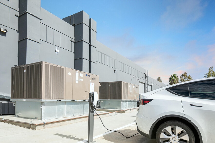 More Photos Of 27635 Diaz Rd, Temecula Manufacturing For Sale