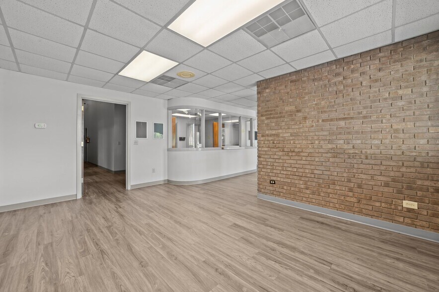 More Photos Of 2503 N Queen St, Kinston Medical For Sale