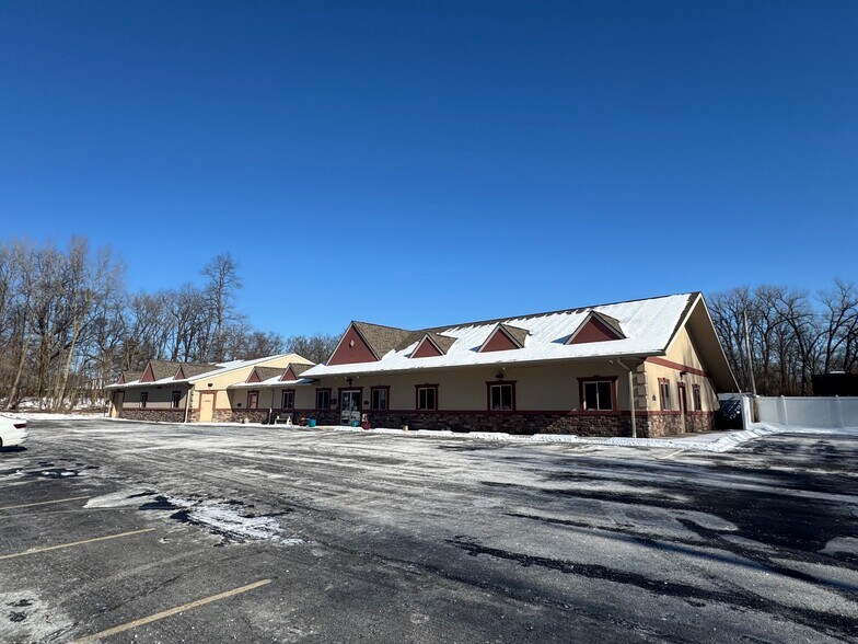 More Photos Of 5714 Central Ave, Portage Office For Sale