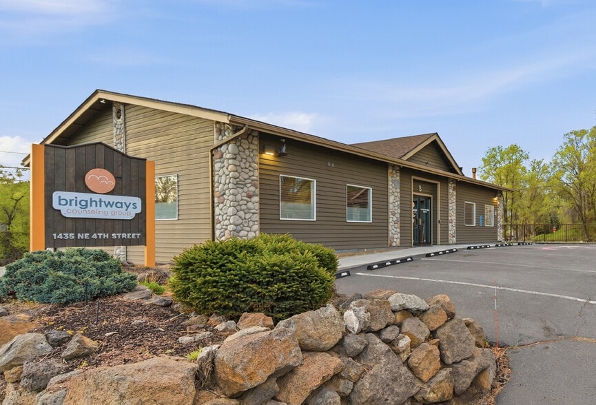 Primary Photo Of 1435 NE 4th St, Bend Office For Lease