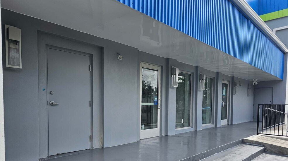 More Photos Of 8800 NW 15th St, Miami Warehouse For Lease