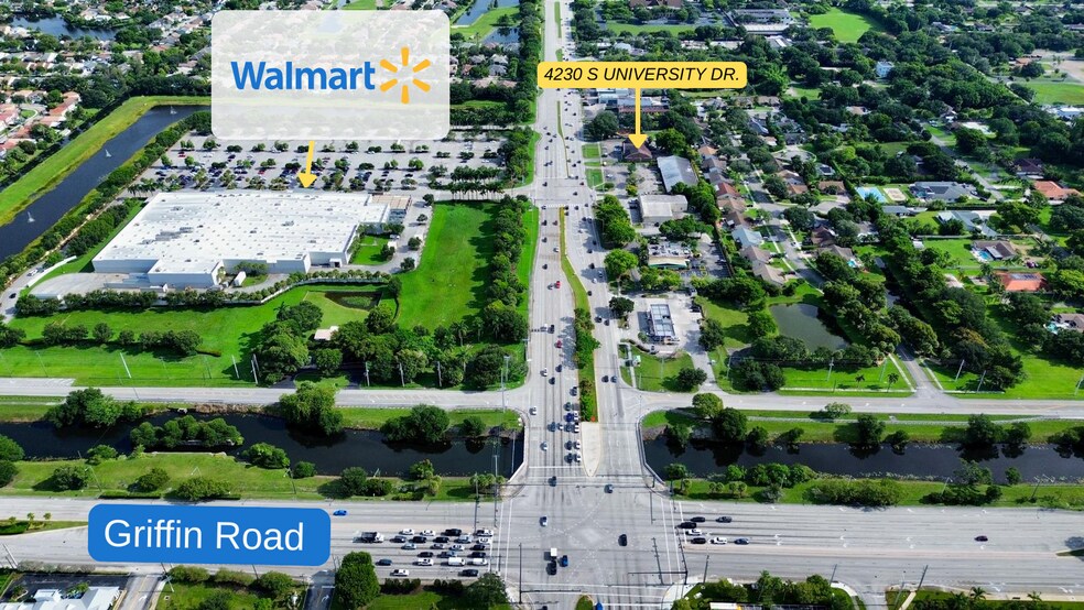 More Photos Of 4230 University Dr, Fort Lauderdale Storefront For Sale