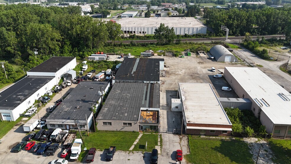 More Photos Of 3122 South Ave, Toledo Manufacturing For Lease