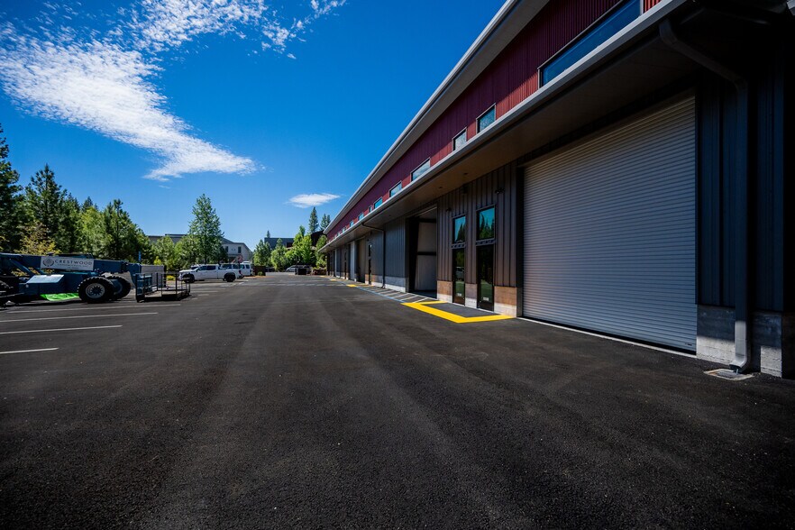 More Photos Of 10980 Crestwood, 10980 Industrial Way, Truckee Light Manufacturing For Lease