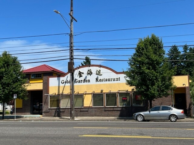 Primary Photo Of 1810-1818 SE 122nd Ave, Portland Restaurant For Sale