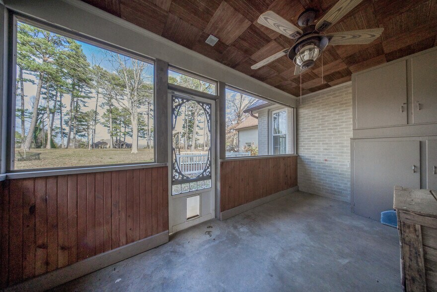 More Photos Of 1601 Missouri 72 Rt, Rolla Hospitality For Sale