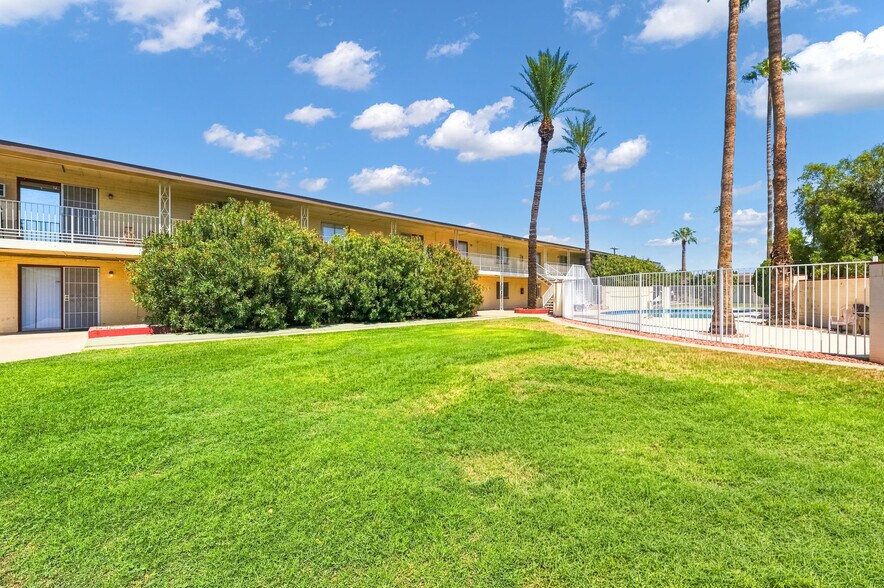 Primary Photo Of 1123 E Sierra Vista Dr, Phoenix Apartments For Sale
