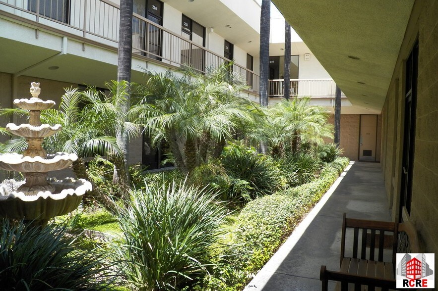 More Photos Of 225 E Airport Dr, San Bernardino Medical For Lease