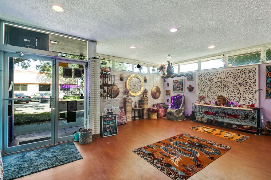 More Photos Of 1503 Oak St, Jacksonville Medical For Sale