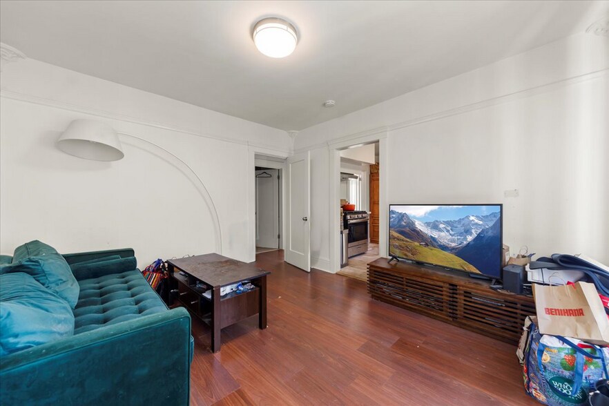 More Photos Of 299 Rhine St, Daly City Apartments For Sale