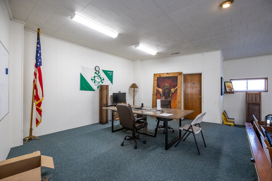 More Photos Of 420 E Pike St, Kirklin Religious Facility For Sale