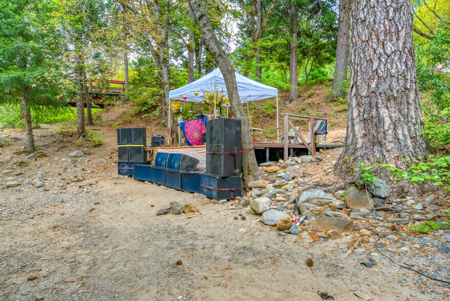 More Photos Of 14785 Belden Town rd, Belden Hotel For Sale