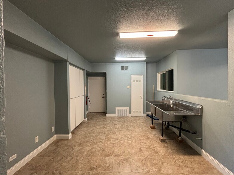 More Photos Of 2201-2209 Jefferson St, Napa Office For Lease