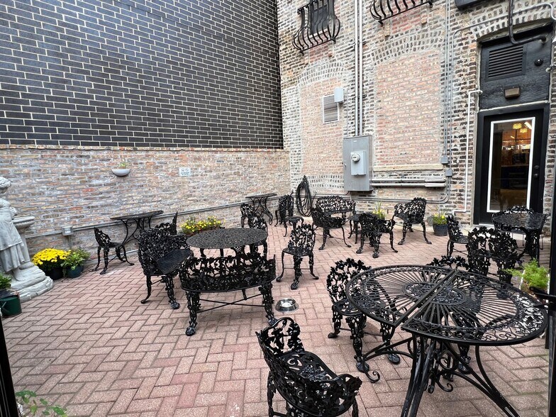 More Photos Of 2210 N Halsted St, Chicago Restaurant For Lease