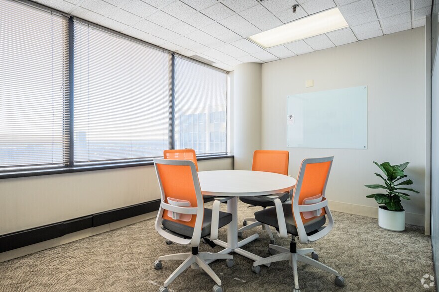 More Photos Of 231 S Bemiston Ave, Clayton Coworking Space