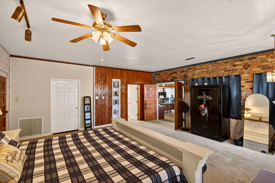 More Photos Of 3308 Mary Walker Dr, Gautier Marina For Sale