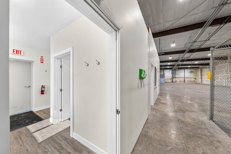 More Photos Of 188 Salmon Way, White City Industrial For Sale