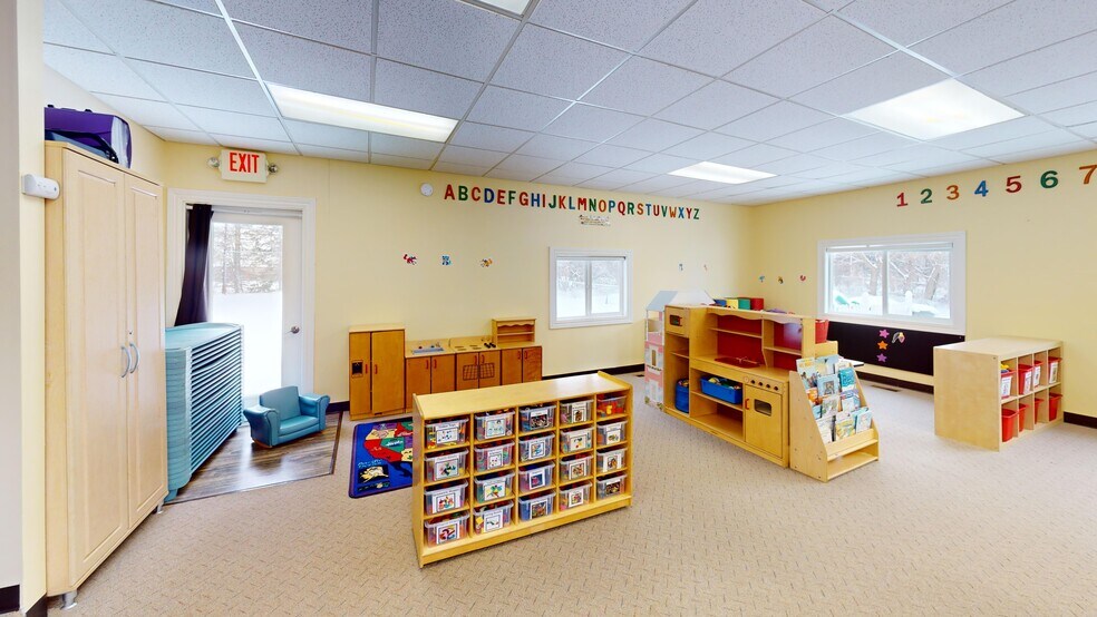 More Photos Of 1025 Yorkshire Dr, Howell Daycare Center For Sale