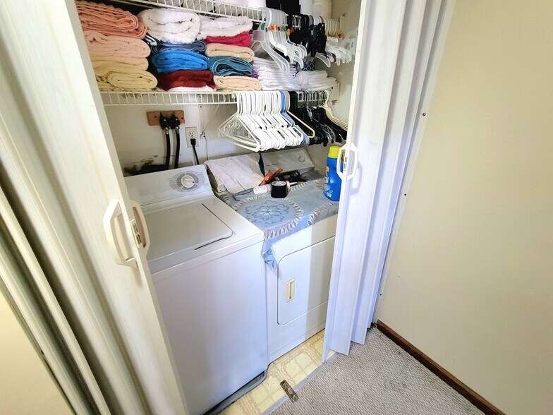 More Photos Of 270-276 Bellevue St, Hartford Apartments For Sale