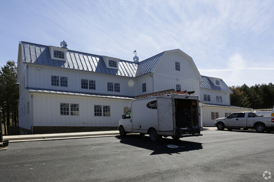 More Photos Of 115 The Plains Rd, Middleburg Office For Lease