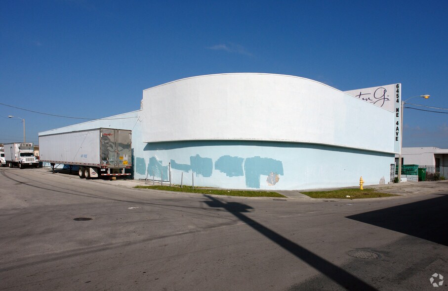More Photos Of 6454 NE 4th Ave, Miami Light Manufacturing For Lease