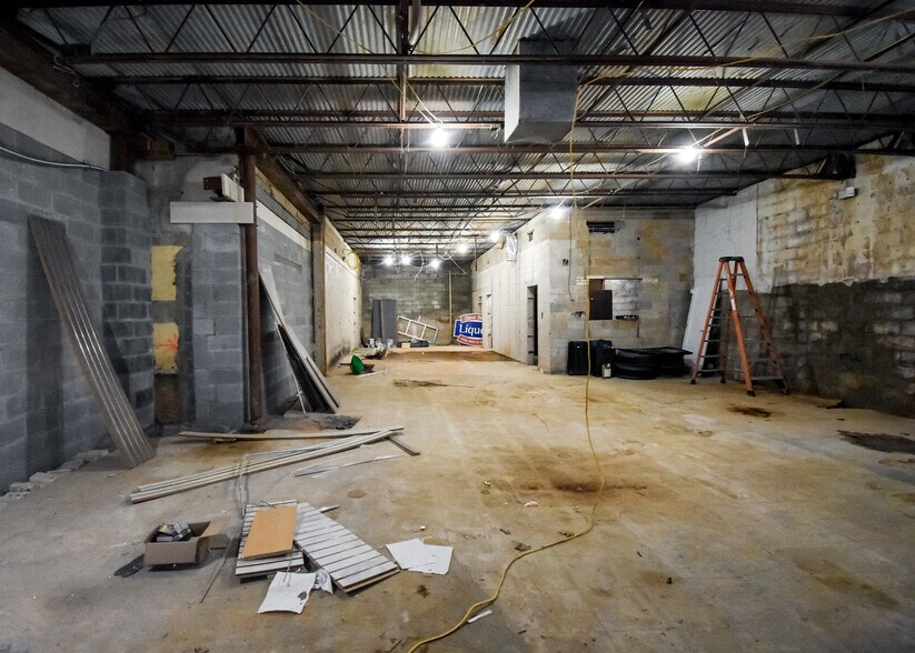 More Photos Of , Washington General Retail For Sale