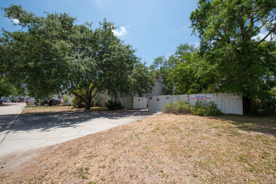 More Photos Of 1763 9th Ave N, Saint Petersburg Land For Sale