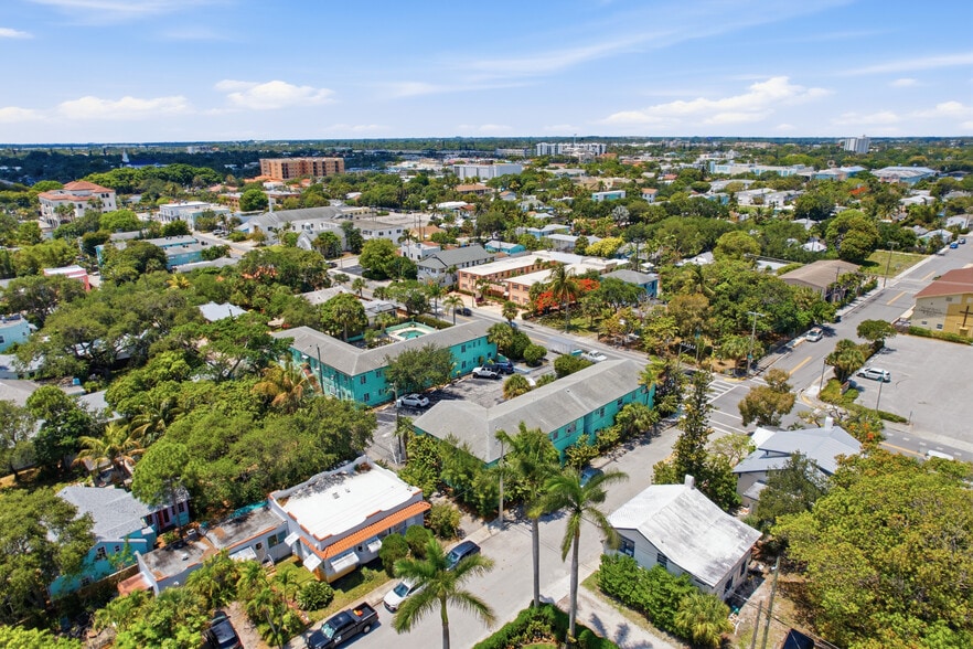 More Photos Of 320 N Federal Hwy, Lake Worth Hotel For Sale