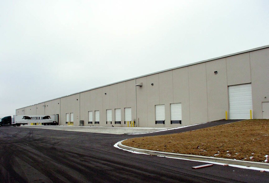 More Photos Of 6600 Donn Eisele St, Columbus Distribution For Lease