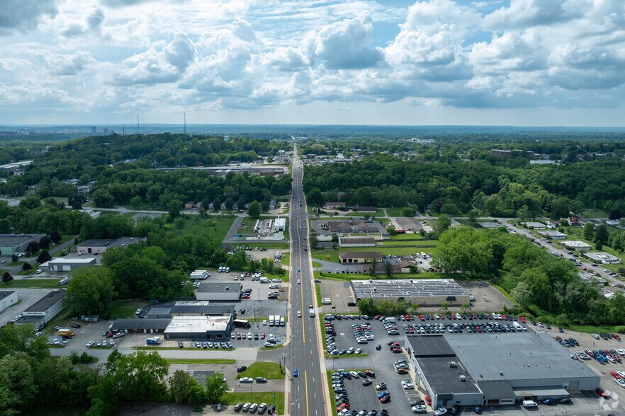 More Photos Of 342 West Ave, Tallmadge Manufacturing For Sale