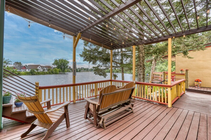 More Photos Of 10429 State Road 27, Hayward Hotel For Sale