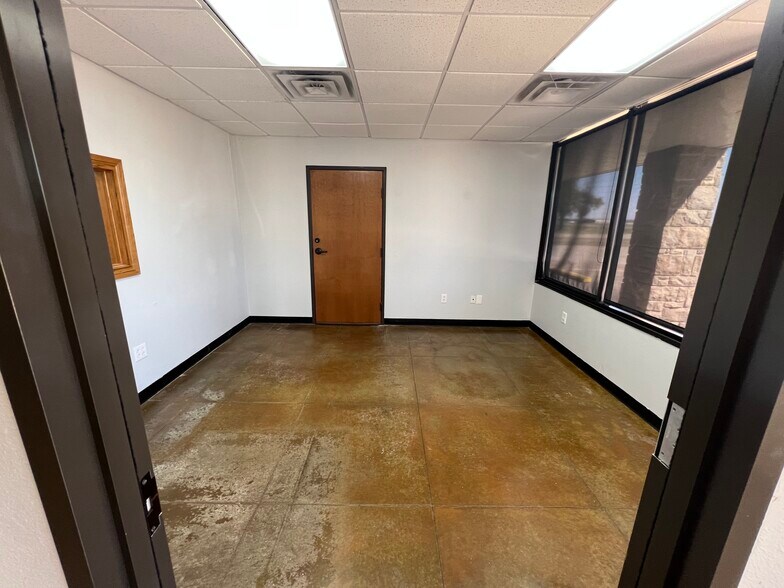 More Photos Of 1832 Fm-66, Waxahachie Self Storage For Lease