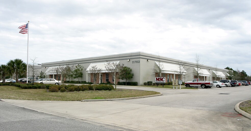 More Photos Of 11762 Marco Beach Dr, Jacksonville Unknown For Lease