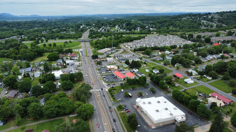 More Photos Of 1401 W Stone Dr, Kingsport Land For Lease