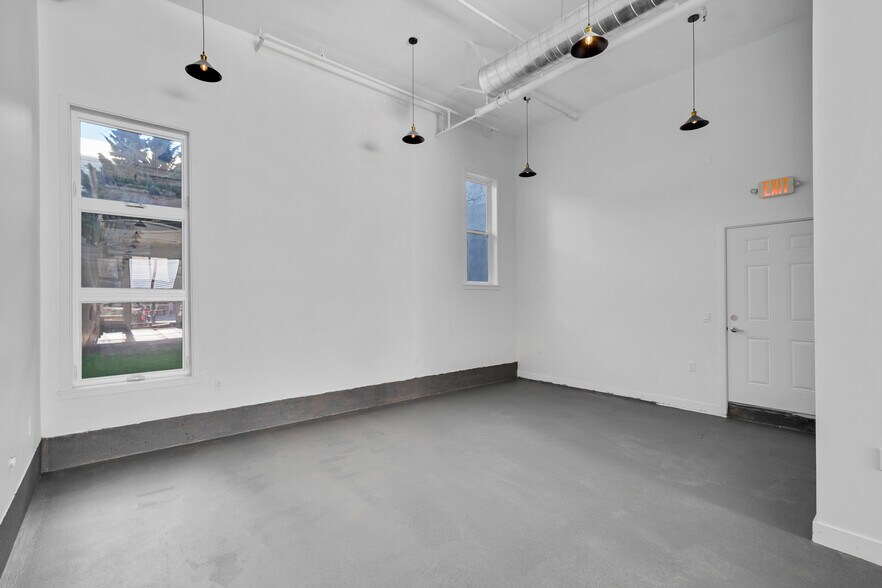 More Photos Of 1644 Taraval St, San Francisco Office For Sale