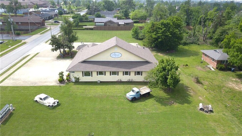 More Photos Of 1500 W Walnut St, Rogers Land For Sale