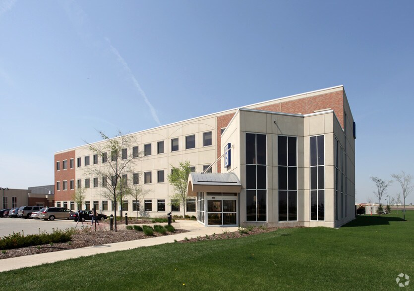 More Photos Of 24600 W 127th St, Plainfield Office For Sale