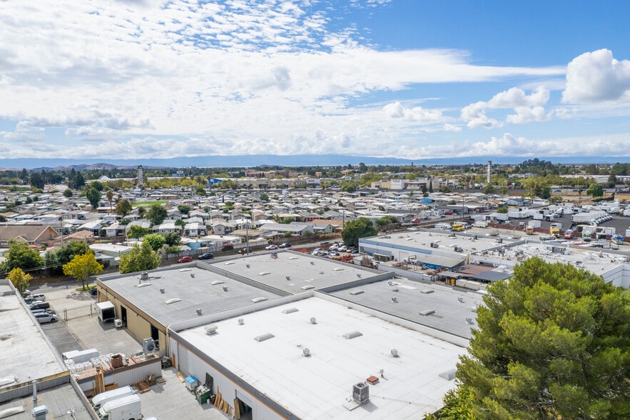 More Photos Of 2505 Amaral Ct, Hayward Warehouse For Sale