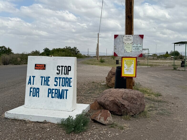 More Photos Of 8610 HWY 17, Balmorhea Specialty For Sale