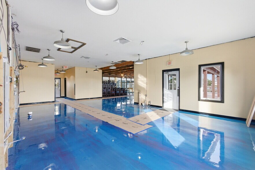 More Photos Of 275 Timber Island Rd, Carrabelle Restaurant For Sale